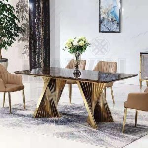 โต๊ะทานข้าว