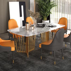 โต๊ะทานข้าว