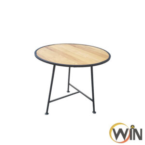 โต๊ะไม้สัก