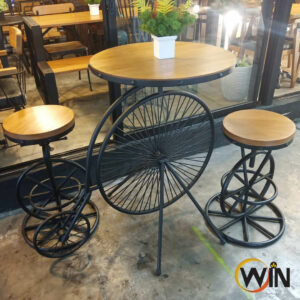 โต๊ะบาร์